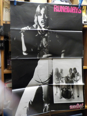 RUNAWAYS JULISTE VUODELTA 1977
