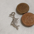 Hopeinen delfiini- Hela Charm 835 - pikkukuva 2