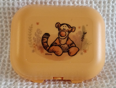 TUPPERWAREN MINI BABUSKA TIIKERI, DISNEY