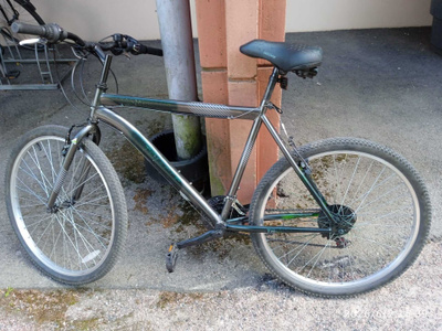 Triacle 26" maastopyörä, 18-vaihteinen