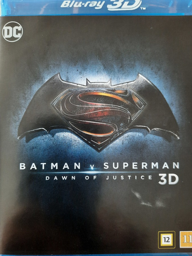 BATMAN V SUPERMAN DAWN OF JUSTICE BLU-RAY 3D + BLU-RAY