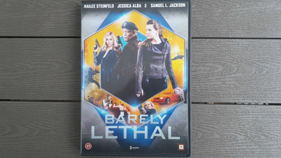DVD: Barely Lethal (Hailee Steinfeld, Samuel L. Jackson 2015