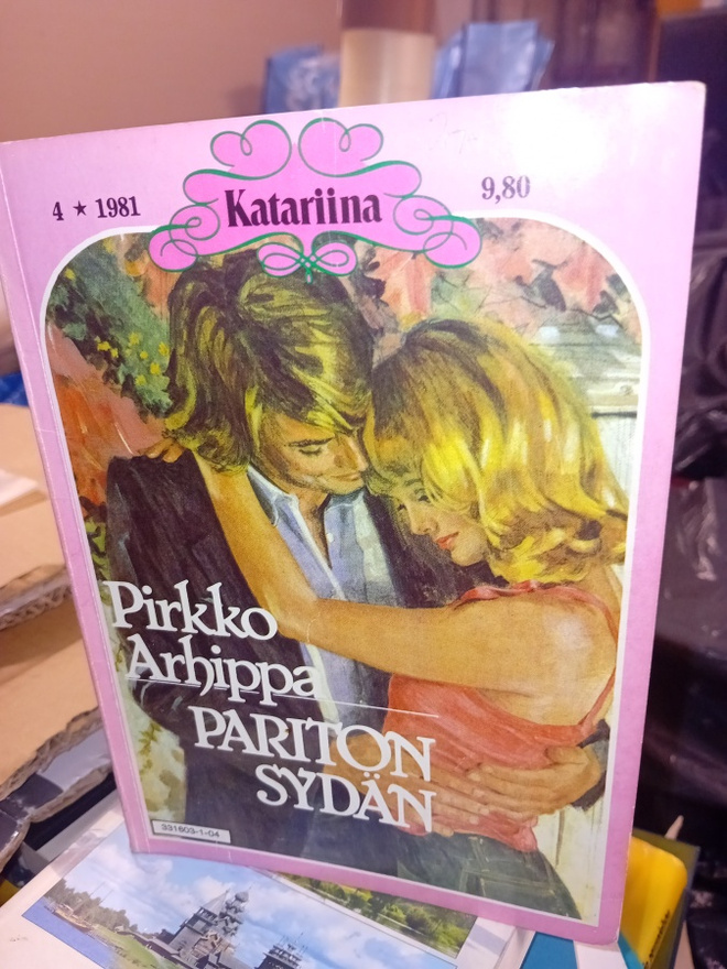 Pirkko Arhippa : Pariton sydän ( SIS POSTIKULU  )