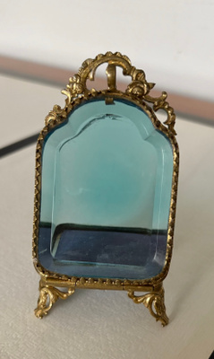 Koruvitriini 1800-luvun lopulla - 1900-luvun alussa.