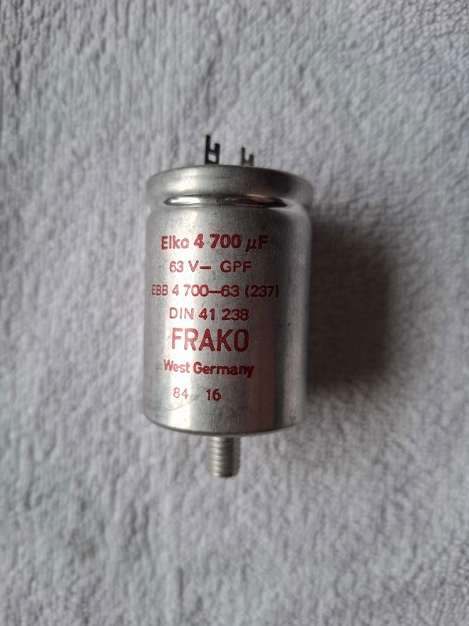 KONDENSAATTORI  FRAKO Elko - 4 700uF - 63V-