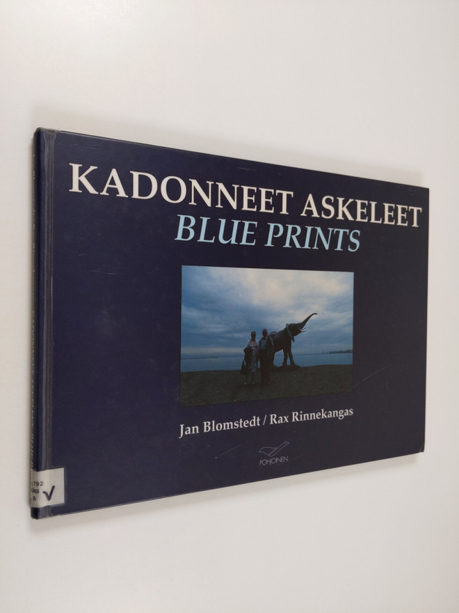 Jan Blomstedt : Kadonneet askeleet = Blue prints
