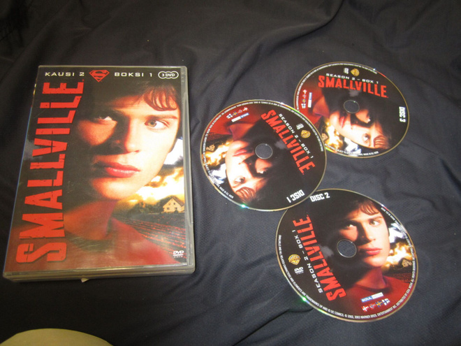 Smallville Kausi 2 Boksi 1 suomitextit - hyväkuntoiset dvdt