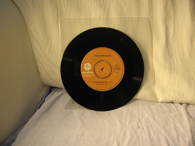 Lasse Mårtenson: Kirje leiriltä/ Äppy, 8 vuotta 7"