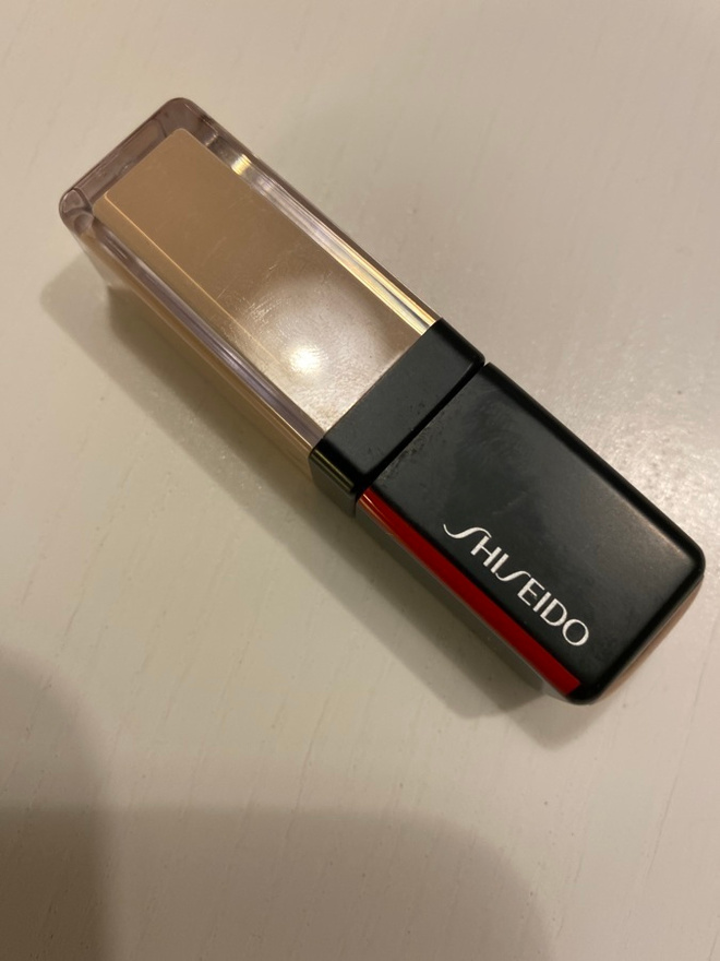 •••SHISEIDO CONSEALER 102 Fair•••