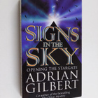 Adrian Gilbert : Signs in the Sky - pikkukuva 1