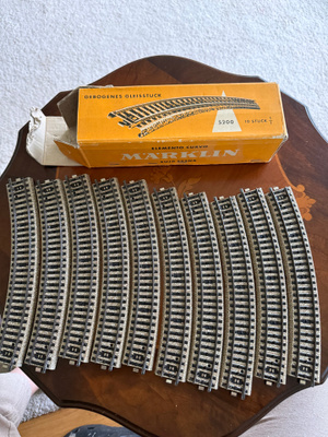 Märklin 5200 -kaarevia M-kiskoja