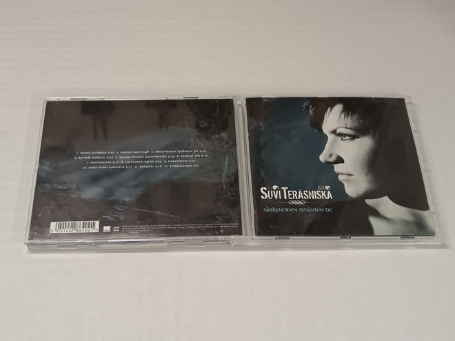 Suvi Teräsniska - Särkyneiden Sydänten Tie CD