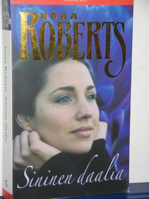 Nora Roberts : Sininen daalia
