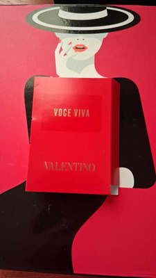 Hajuvesinäyte Valentino Voce Viva