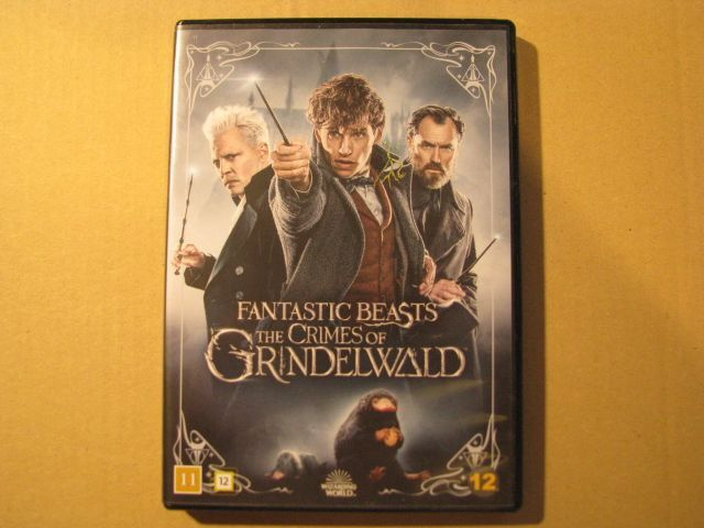 IHMEOTUKSET - Grindelwaldin rikokset ( Johnny Depp )