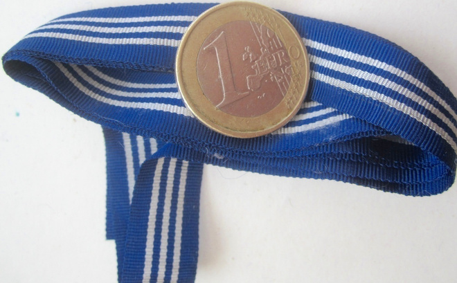 VANHA Nauha Lotta Svärd Muistomitali Mini 1,05 m