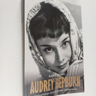 Robert Matzen : Audrey Hepburn hollantilainen tyttö ja to... - pikkukuva 1