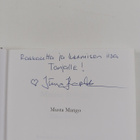Tiina Kapela : Musta mango : romaani, joka voisi olla elo... - pikkukuva 3