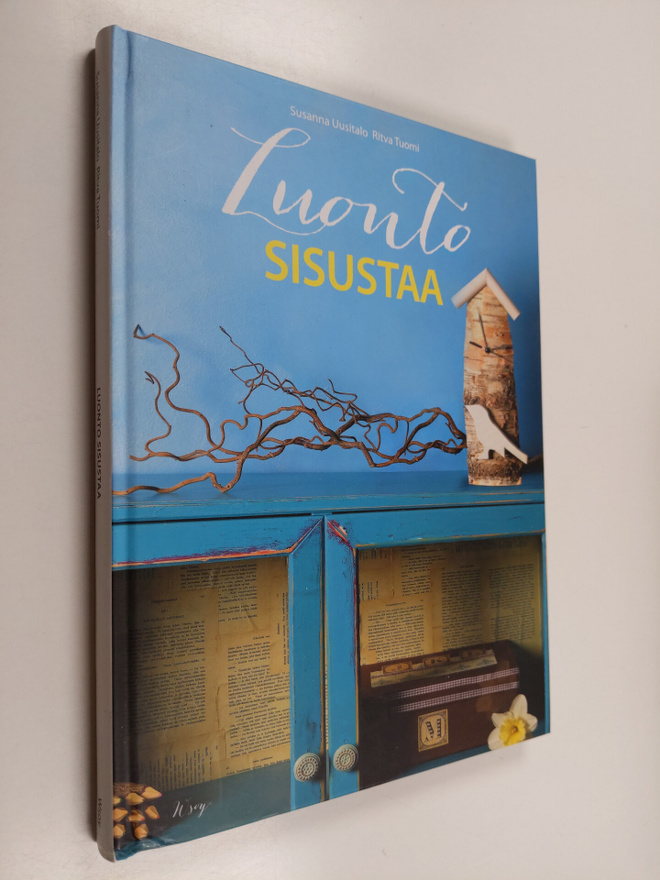 Susanna Uusitalo : Luonto sisustaa