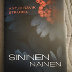 Antje Rávik Strube:  Sininen nainen - pikkukuva 1