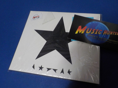 DAVID BOWIE - BLACKSTAR UUSI SAKSA 1. PAINOS CD