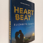 Elizabeth Scott : Heartbeat - pikkukuva 1
