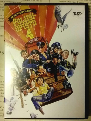 Poliisiopisto 4: Korttelipoliisit (DVD)