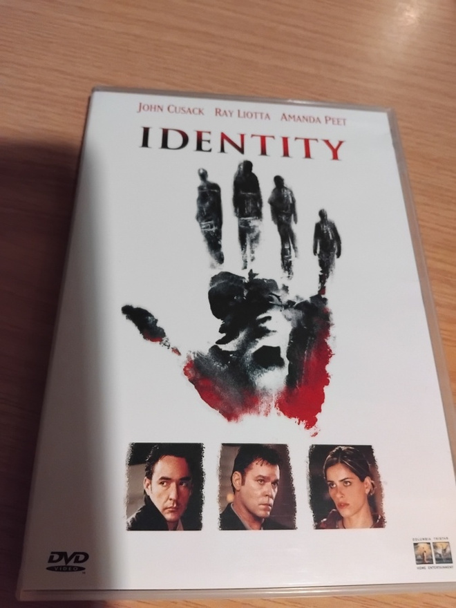 IDENTITY      DVD          ( columbia )