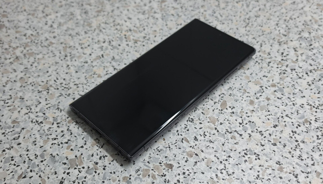 Samsung Galaxy S23 Ultra 512/12 – EI KÄYNNISTY – varaosiksi