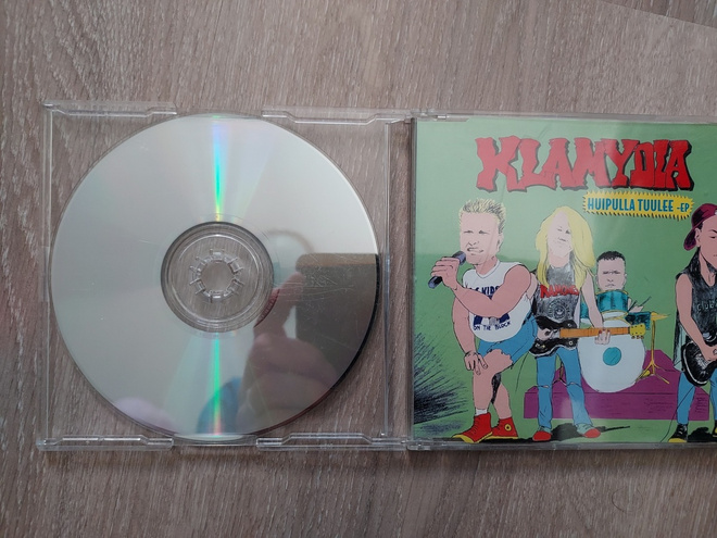 Klamydia - Huipulla tuulee EP