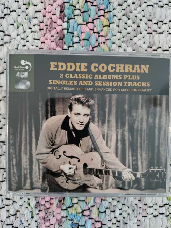 EDDIE COCHRAN - 2 CLASSIC ALBUMS + 45's & SESSION TRACKS 4CD