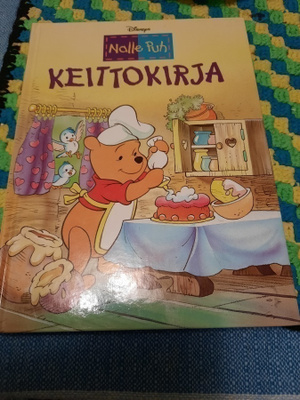 Nalle Puh keittokirja Disney