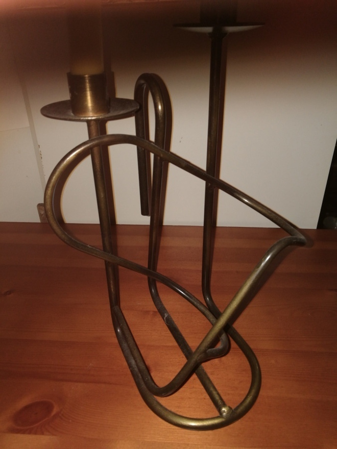 Messinkinen kynttelikkö viini pullo teline n.22 cm korkea,