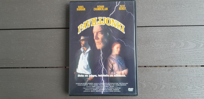 DVD: Paviljonki / The Pavilion (Richard Chamberlain 1999)