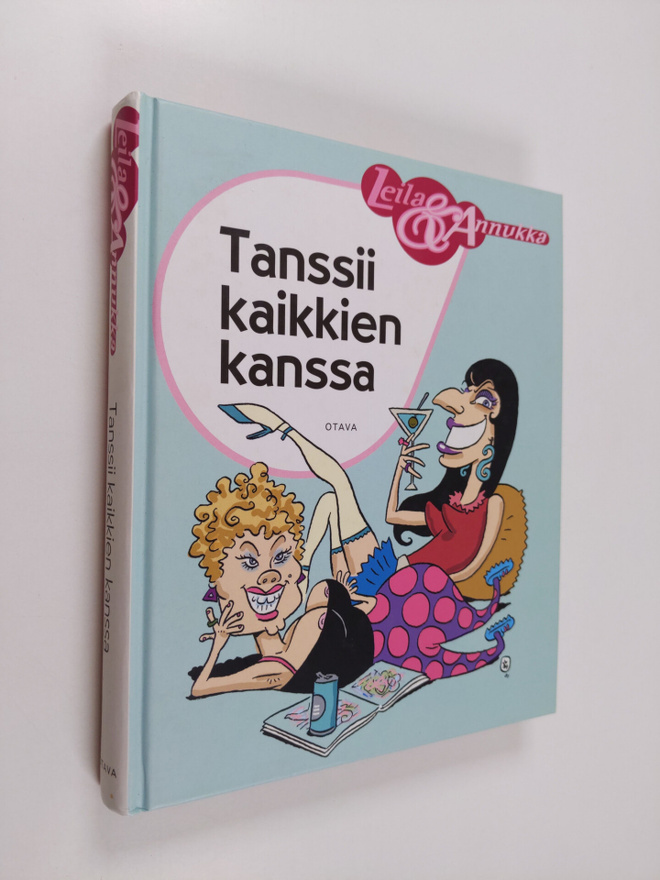 Annukka Ahlqvist : Tanssii kaikkien kanssa