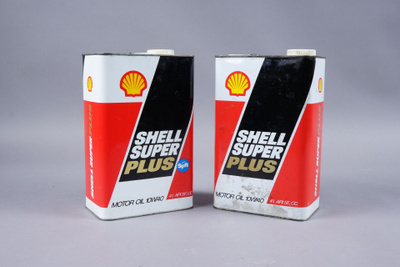 091. 2kpl Shell Super Plus öljykanisteri, tyhjiä.