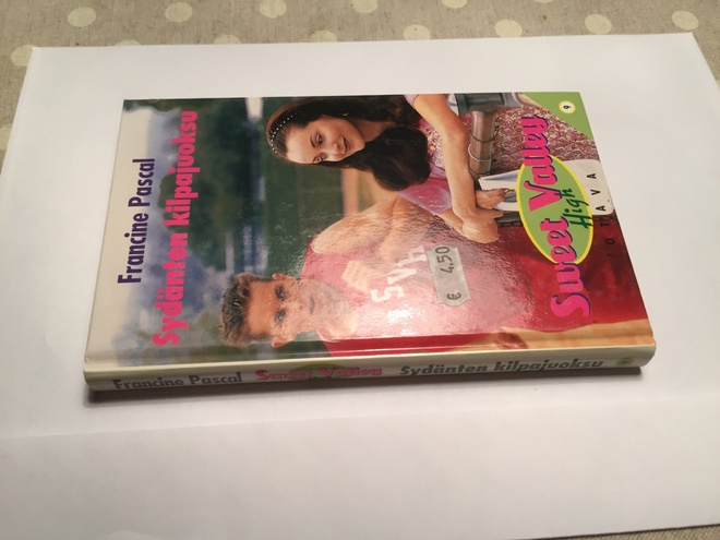 SWEET VALLEY HIGH SYDÄNTEN KILPAJUOKSU HYVÄ