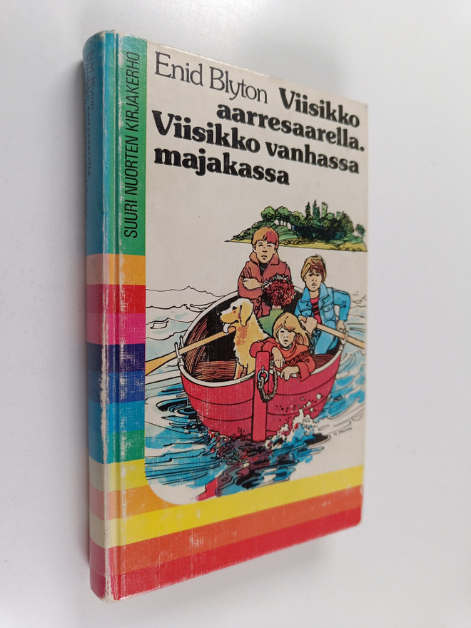 Enid Blyton : Viisikko aarresaarella ; Viisikko vanhassa ...
