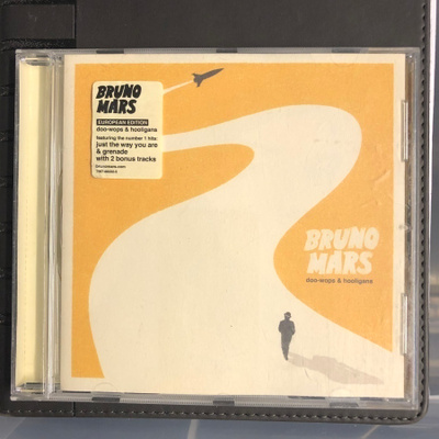 BRUNO MARS - Doo-Wops & Hooligans  cd-albumi
