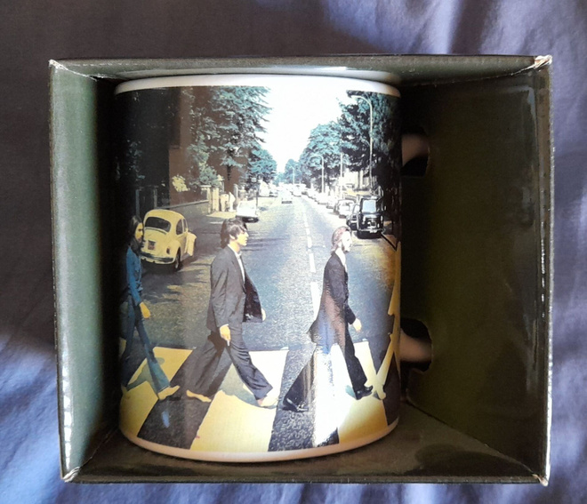 Beatles mukeja 7 kpl