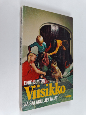 Enid Blyton : Viisikko ja salakuljettajat