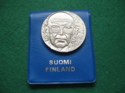 10 mk hopea juhlaraha U.K. Kekkonen - 1975