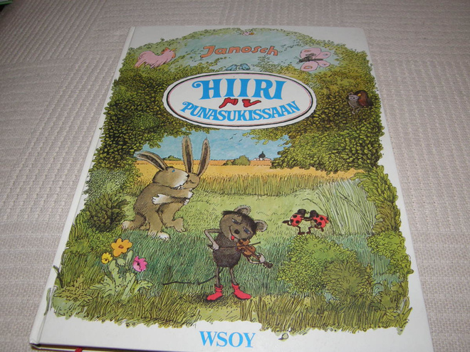 Janosch Hiiri punasukissaan