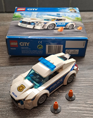 Lego city poliisiauto!