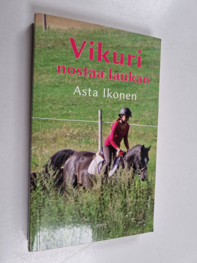 Asta Ikonen : Vikuri nostaa laukan