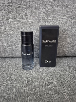 Dior Sauvage edt 30ml miesten tuoksu