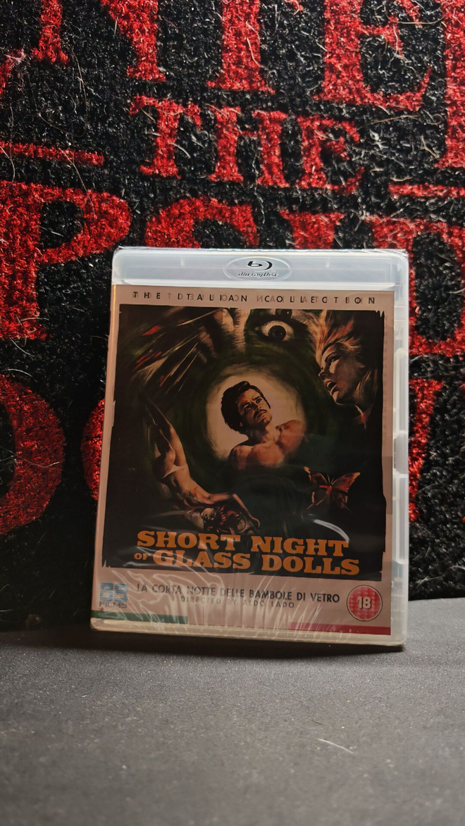Short Night of Glass Dolls (Avaamaton!)