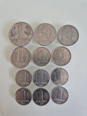 Itä-Saksa eri kolikoita mark/pfennig (14634)