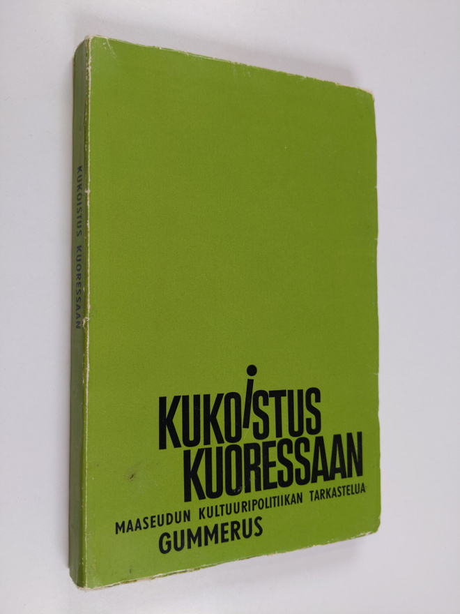 Arvo (toim.) Ahlroos : Kukoistus kuoressaan : maaseudun k...