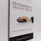 Evan Bailyn : Outsmarting social media : profiting in the... - pikkukuva 1